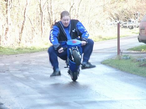 MiniBike WQ-01 - HOLY S**T.......et kvart sekund efter dette billede er taget, går det galt... :-) billede 1