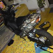 Yamaha Aerox BB 77c Army Edition