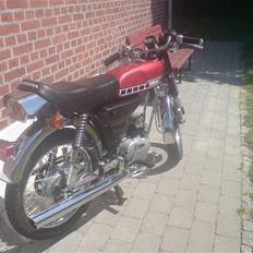 Yamaha DX 4-gear solgt