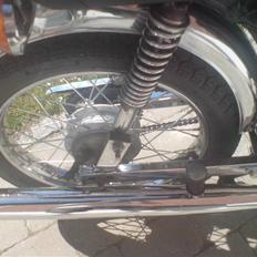 Yamaha DX 4-gear solgt