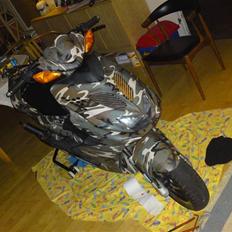 Yamaha Aerox BB 77c Army Edition