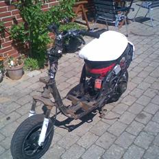 Piaggio Zip ( solgt )
