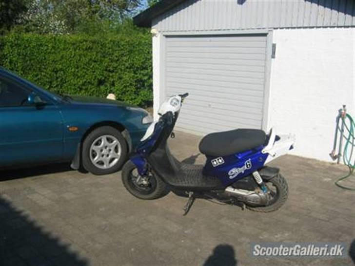 PGO Hot 50 SOLGT. billede 3