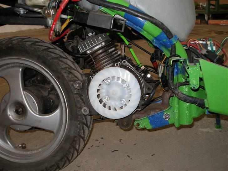 Kymco K12  $SOLGT$ - Blæserhjulet på  billede 5