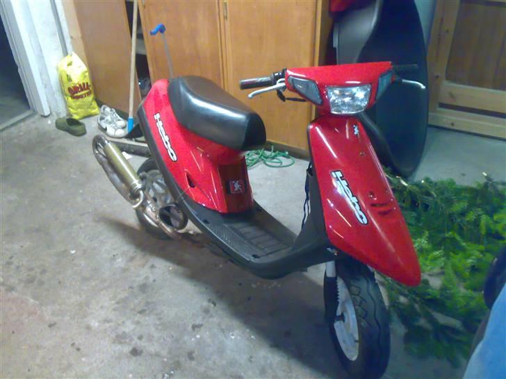 Yamaha jog as S6R! - byttet RCR - som den står nu, har også alle de andre skjolde :) billede 1