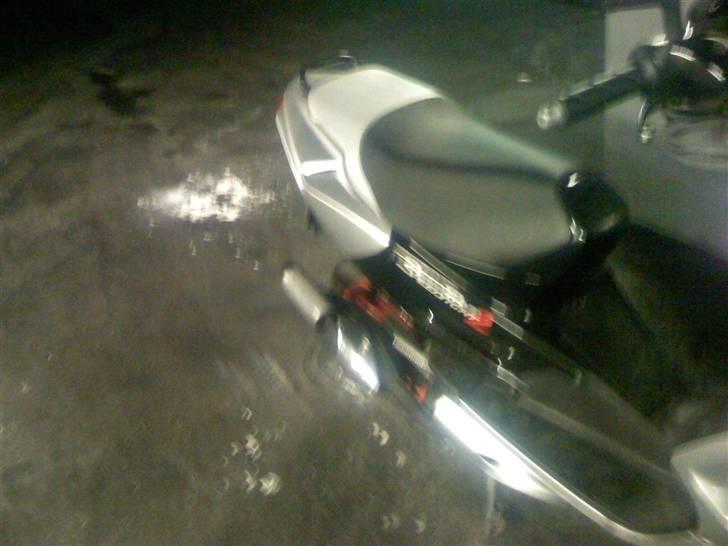 Peugeot Speedfight 2 SOLGT! billede 8