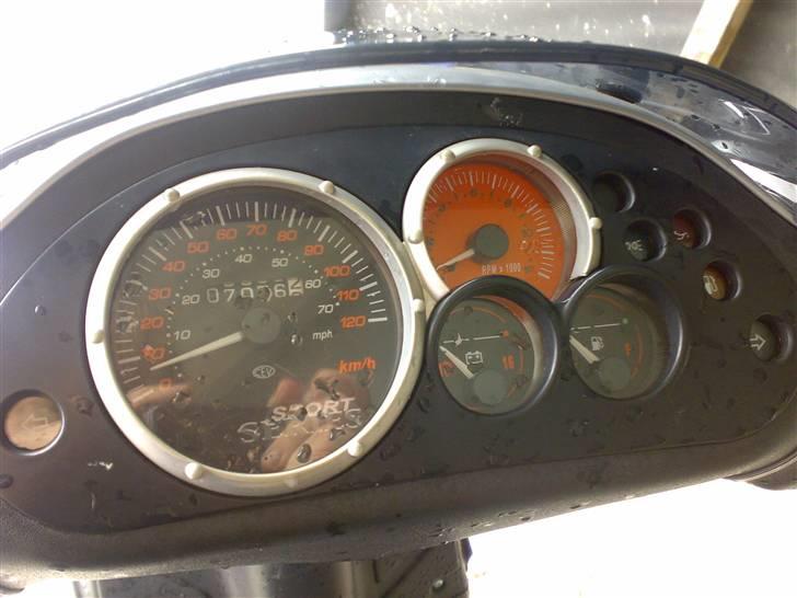 Piaggio nrg mc3 solgt billede 6