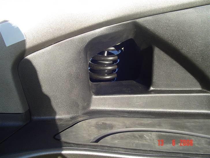 PGO G-max - Central støddæmper billede 13