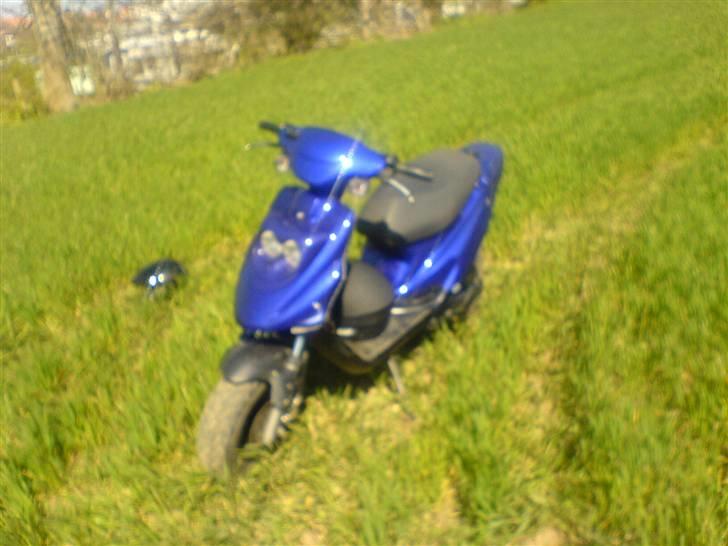 PGO Hot 50 (lotte) - Lotte billede 2