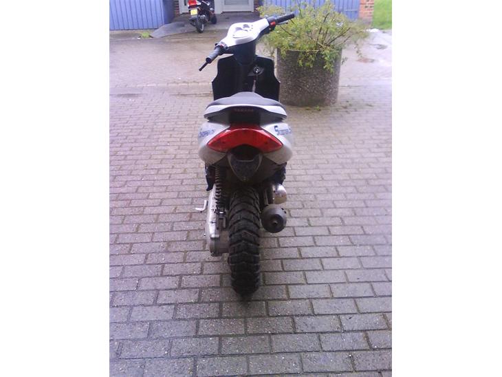 {{currentPhoto.altText}} billede {{currentPhoto.number}}