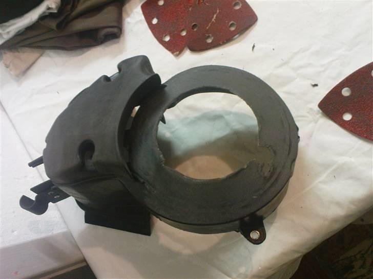 Sym DD 50 (Før) - så mangler den bare en tryne, lidt spartlemasse og et par lag maling, så er den klar:P billede 8