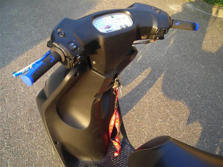 Yamaha Neos væk billede 6