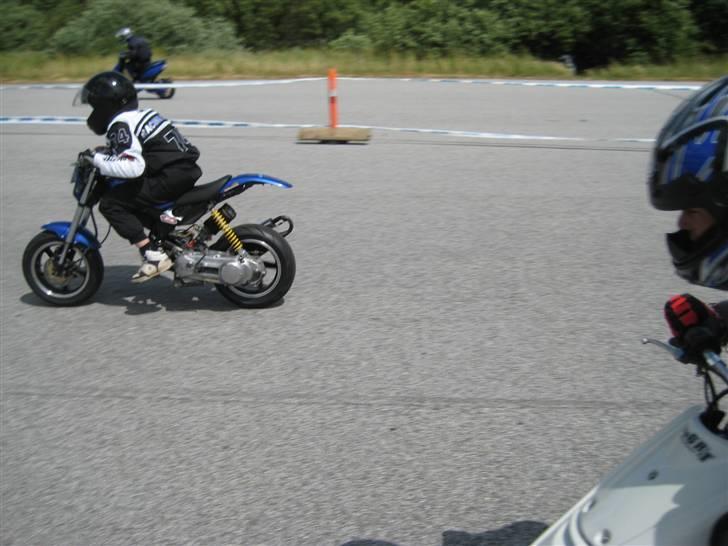 Suzuki Street™ // Solgt! :') - Selvfølgelig mig i front. billede 15