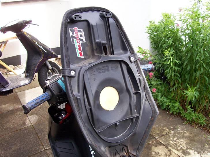 Piaggio nrg mc3 byttet - der er ikke sædelås :( billede 11