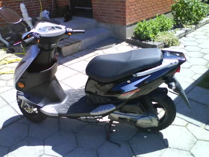 PGO Dr. Big  SOLGT  900 ,- billede 5