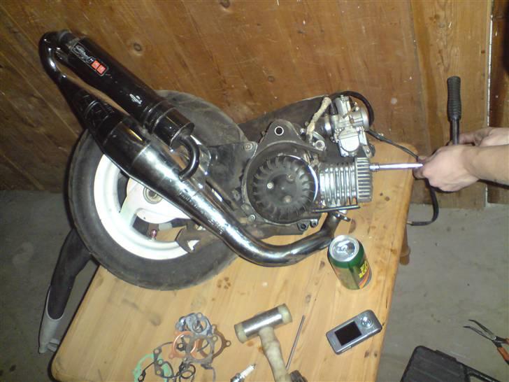 Yamaha jog|solgt billede 2