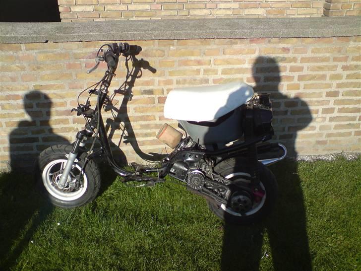 Yamaha jog|solgt billede 4