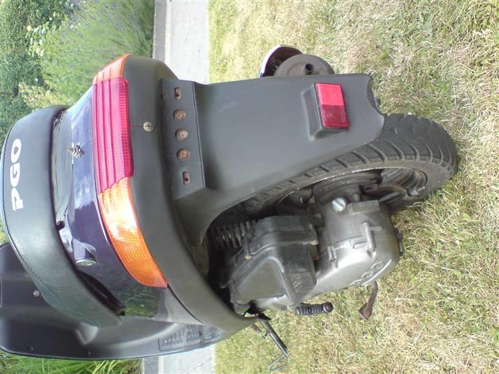 PGO Comet - overvejere at få den malet i sort/hvid  billede 10