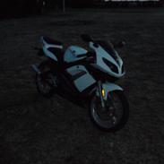 Rieju Rs 2 Matrix White LC