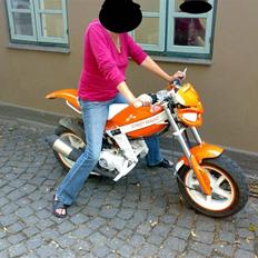 Suzuki Street magic (SOLGT 8000)