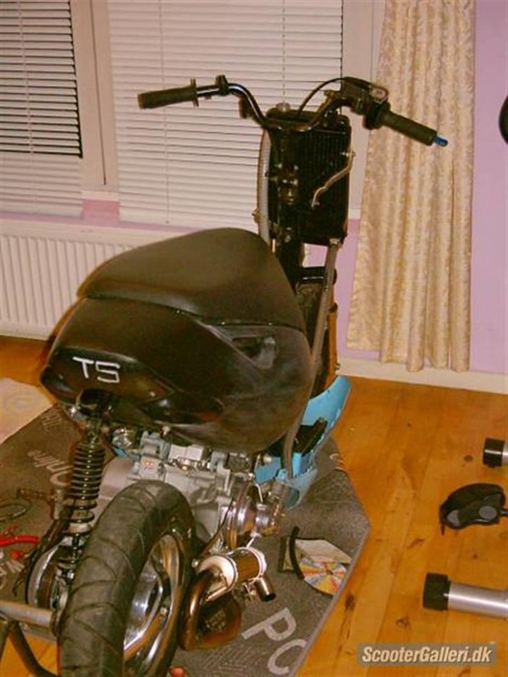 Aprilia Team speed2 - SOLGT! billede 8