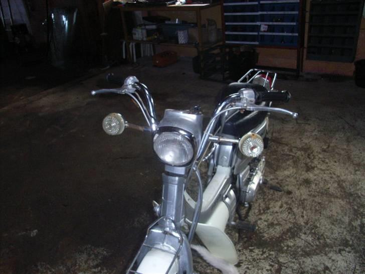 Suzuki Fz 50 solgt 3800 kr.. billede 1