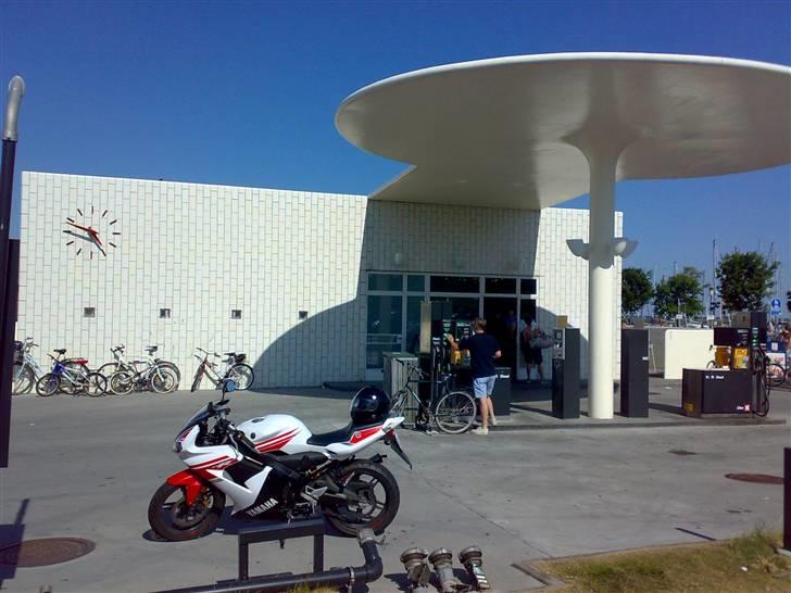 Yamaha TZR 50 - Skovshoved Havn, ved Arne Jacobsens tankstation fra 1937 billede 11