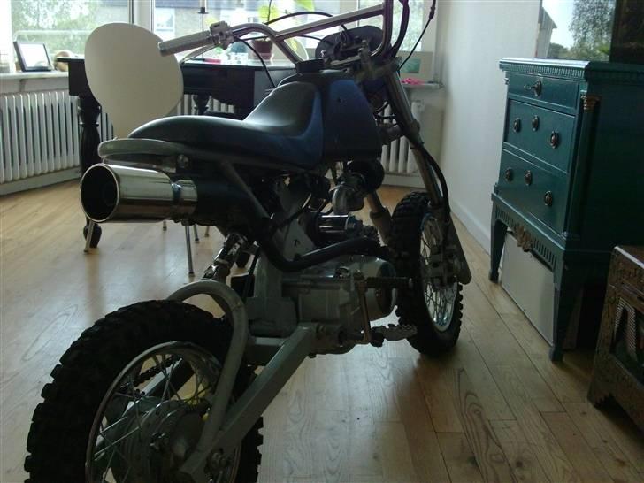 MiniBike Dirtbike 110 cc - Som den ser ud idag efter en masse rengøring og pudsning billede 2