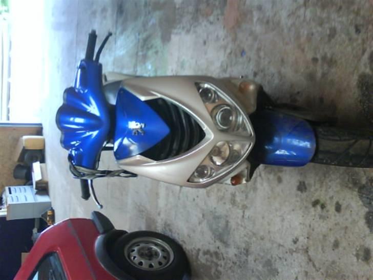 Peugeot Speedfight 2 AC > SOLGT billede 2