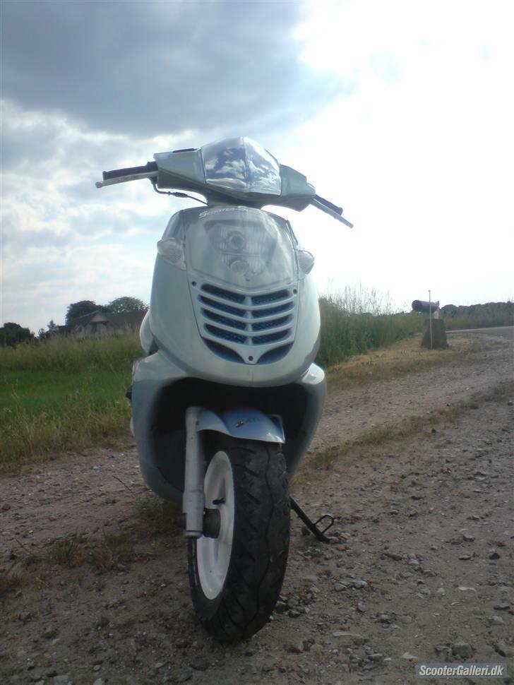 Aprilia sonic SOLGT billede 6