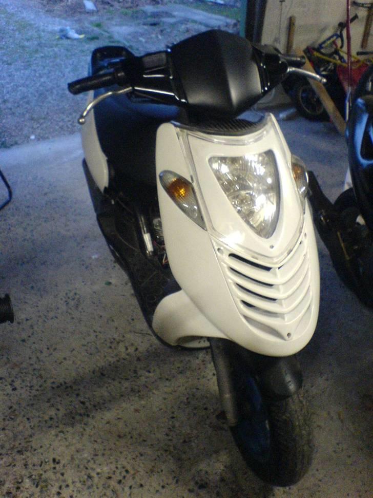 Aprilia Sonic SOLGT! - Flere billeder kommer , skal bare lige tages :) billede 6