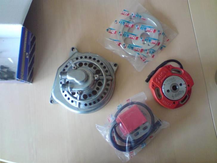 Yamaha Jog LC Solgt i dele - Italkit og pumpehus :) billede 11