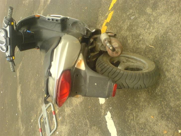 Peugeot speedfight 2  [SOLGT] billede 4