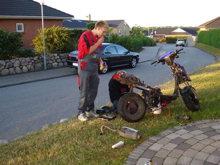 PGO Hot 50 (lotte) - ja når lotte er i gang med kikstarter opration det gjorde ondt :S :P billede 20