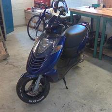 Aprilia Sonic Solgt !