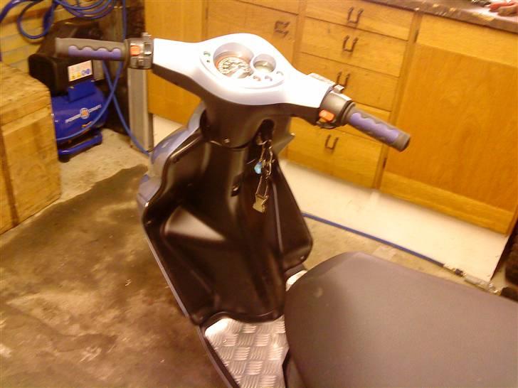 Yamaha JogR "Undulaten" - ingen tvivl om at du vil sidde her :) billede 3