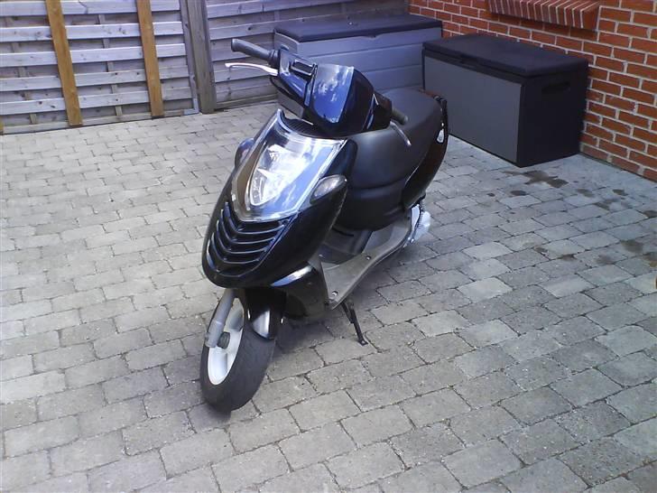 Aprilia Sonic SOLGT 10000.- billede 2