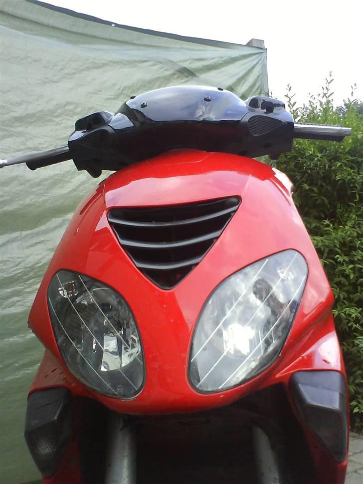 Piaggio NRG power DT SOLGT billede 2