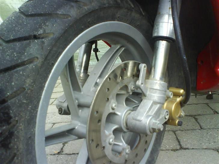 Piaggio NRG power DT SOLGT billede 3