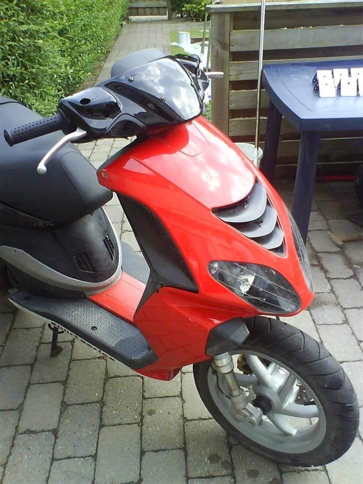 Piaggio NRG power DT SOLGT billede 4