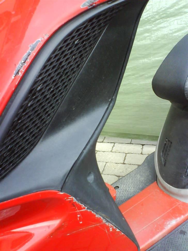 Piaggio NRG power DT SOLGT billede 6