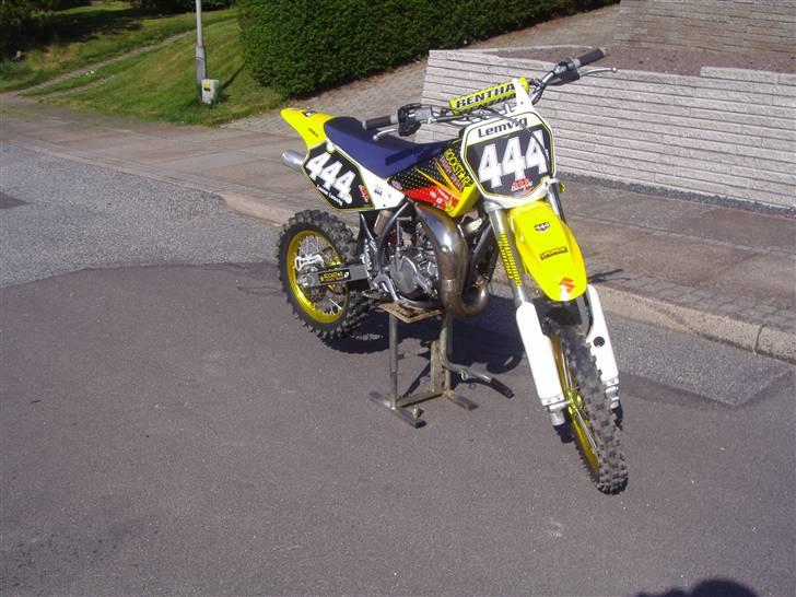 Suzuki RM 85 lav (Byttet) billede 3