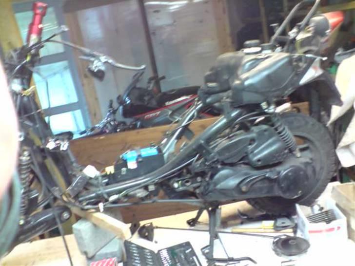 Peugeot Speedfight 2  Byttet :) billede 2