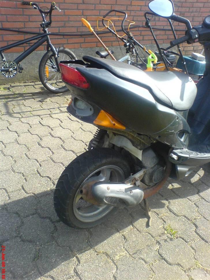 Peugeot speedfight SOLGT billede 3