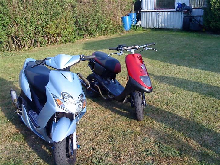 Yamaha JogR "Undulaten" - min og Christian Bs lille team speed space :) billede 7