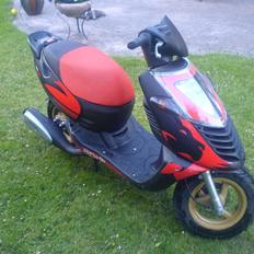 Aprilia Sonic - #TAGET AF POLITI#