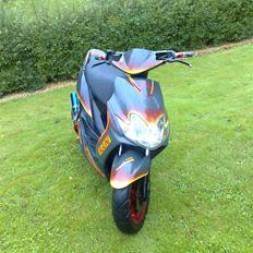 Yamaha JOG R Airbrush byttet