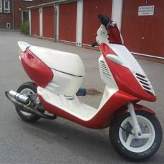 Aprilia Sonic Evo LC