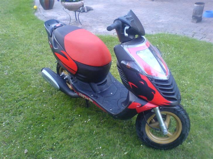 Aprilia Sonic - #TAGET AF POLITI# billede 2