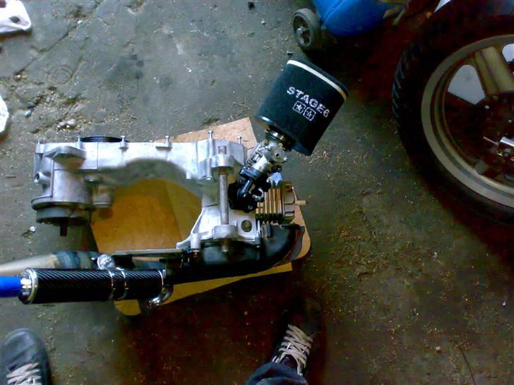 Aprilia evo Rally under ombygning billede 5